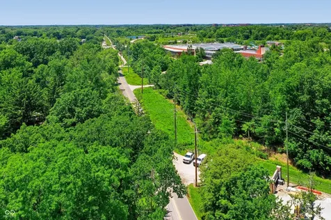 11060 Beechwood Drive W Indianapolis IN 46280