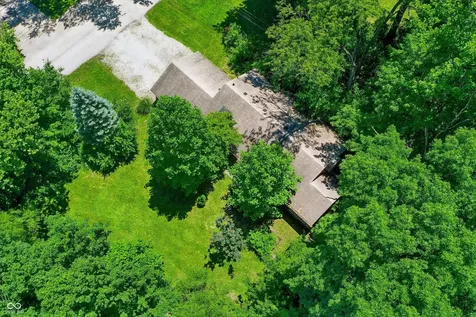 11060 Beechwood Drive W Indianapolis IN 46280