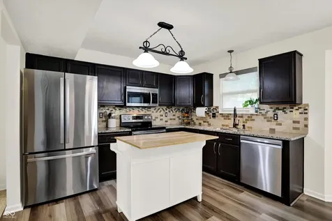 884 Sheffield Drive Greenwood IN 46143