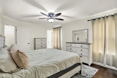 884 Sheffield Drive Greenwood IN 46143