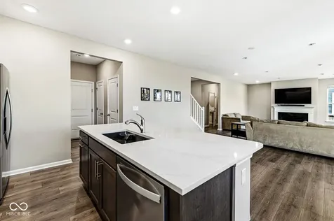 20427 N Pacific Avenue Westfield IN 46074