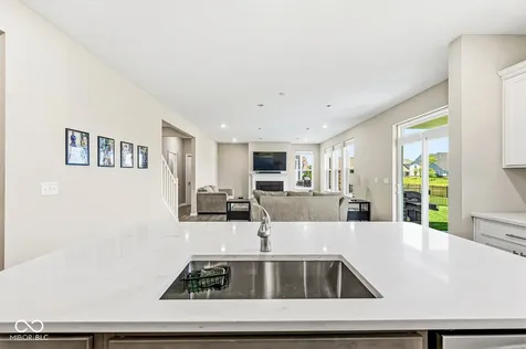 20427 N Pacific Avenue Westfield IN 46074