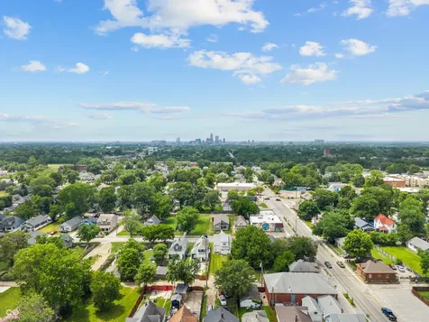 121 N Bradley Avenue Indianapolis IN 46201