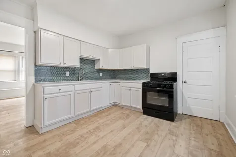 121 N Bradley Avenue Indianapolis IN 46201