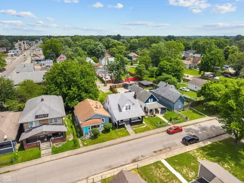 121 N Bradley Avenue Indianapolis IN 46201