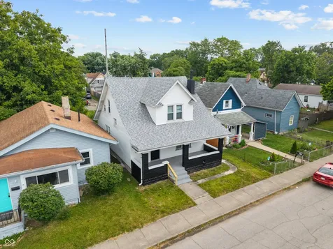121 N Bradley Avenue Indianapolis IN 46201