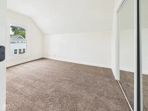264 E Caven Street Indianapolis IN 46225