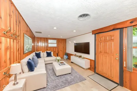 4727 N Longworth Avenue Indianapolis IN 46226