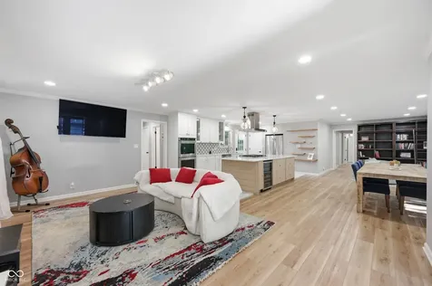 7616 Westfield Boulevard Indianapolis IN 46240
