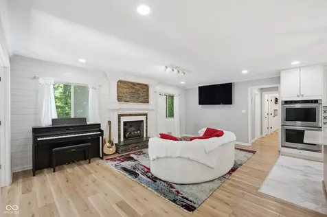 7616 Westfield Boulevard Indianapolis IN 46240