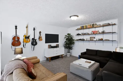 7332 Twin Beech Drive Indianapolis IN 46226