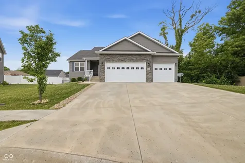 128 Woods Edge Boulevard E Greencastle IN 46135