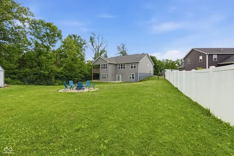 128 Woods Edge Boulevard E Greencastle IN 46135