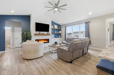 128 Woods Edge Boulevard E Greencastle IN 46135