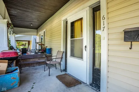 617-619 N Riley Avenue Indianapolis IN 46201
