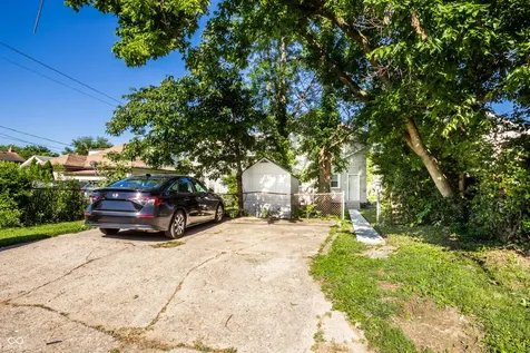 617-619 N Riley Avenue Indianapolis IN 46201