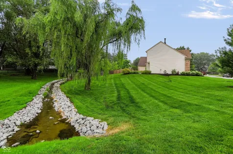 4844 Quail Ridge Indianapolis IN 46254