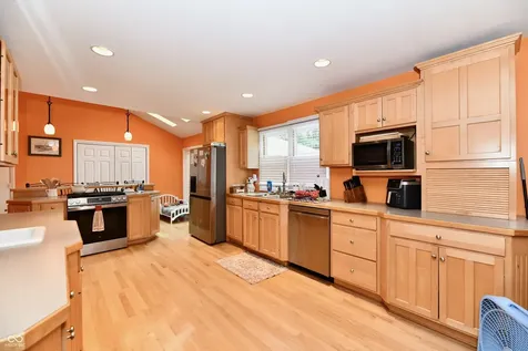 6419 E Southport Road Indianapolis IN 46237
