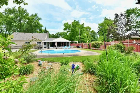 6419 E Southport Road Indianapolis IN 46237