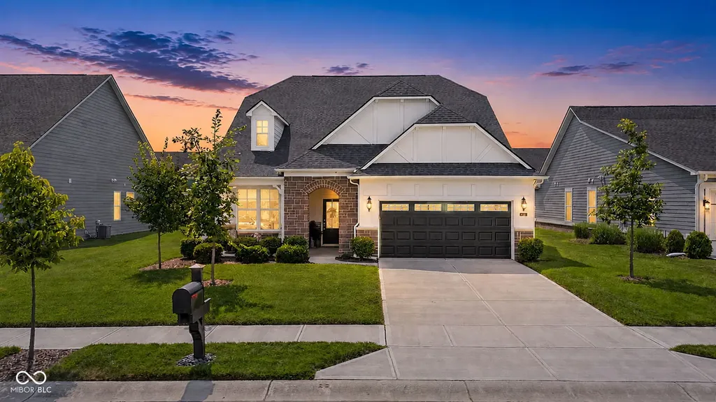 10236 Anees Fishers IN 46040