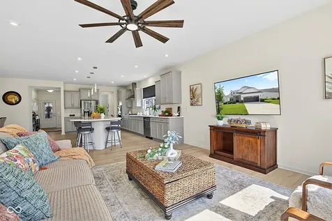 10236 Anees Fishers IN 46040