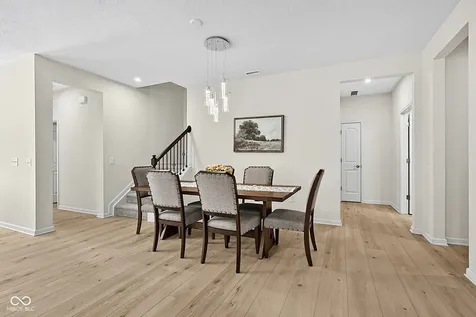 10236 Anees Fishers IN 46040