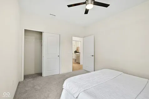 10236 Anees Fishers IN 46040