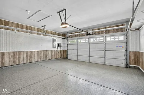 10236 Anees Fishers IN 46040
