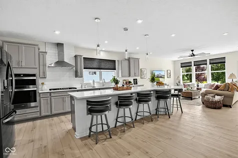 10236 Anees Fishers IN 46040