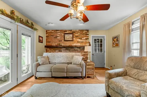 513 N Nebo Road Muncie IN 47304