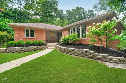9226 Gleannloch Drive Indianapolis IN 46256