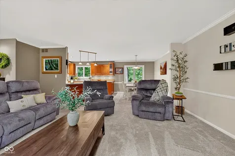 9226 Gleannloch Drive Indianapolis IN 46256
