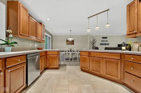 9226 Gleannloch Drive Indianapolis IN 46256