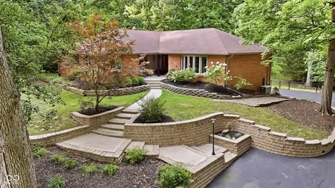 9226 Gleannloch Drive Indianapolis IN 46256