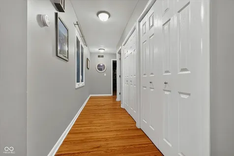 9226 Gleannloch Drive Indianapolis IN 46256