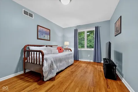 9226 Gleannloch Drive Indianapolis IN 46256