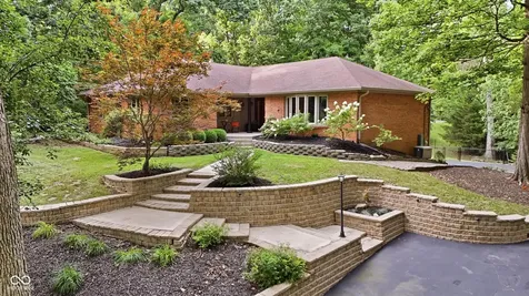 9226 Gleannloch Drive Indianapolis IN 46256