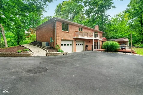 9226 Gleannloch Drive Indianapolis IN 46256