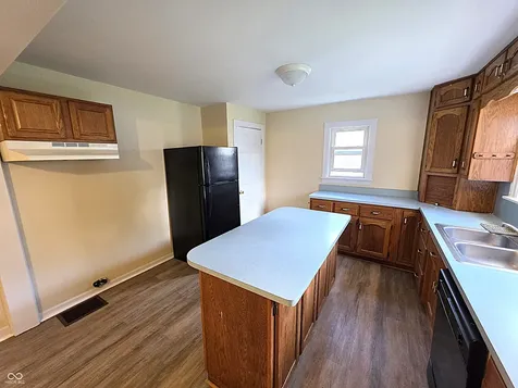 1229 W 7th Street Anderson IN 46016