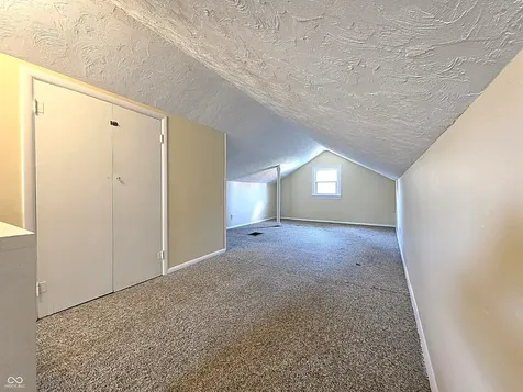 1229 W 7th Street Anderson IN 46016