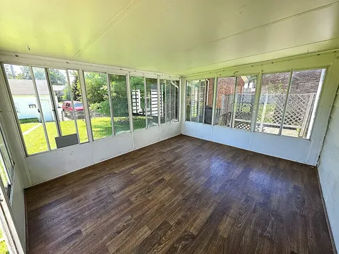1229 W 7th Street Anderson IN 46016