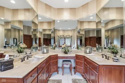 2840 Camberly Court Greenwood IN 46143