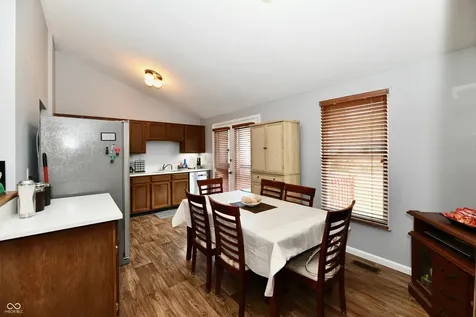 5762 Pilgrim Drive Indianapolis IN 46254