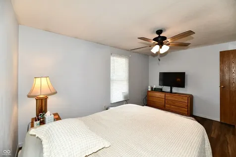 5762 Pilgrim Drive Indianapolis IN 46254