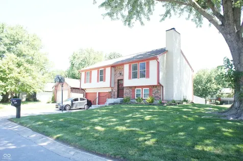5762 Pilgrim Drive Indianapolis IN 46254