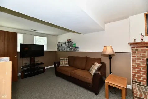 5762 Pilgrim Drive Indianapolis IN 46254