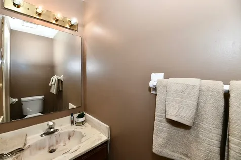 5762 Pilgrim Drive Indianapolis IN 46254