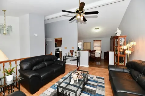 5762 Pilgrim Drive Indianapolis IN 46254