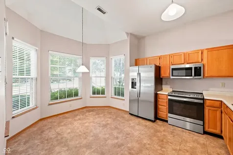 6352 Decatur Commons Indianapolis IN 46221