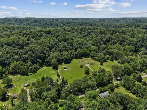 1529 Upper Schooner Road Nashville IN 47448